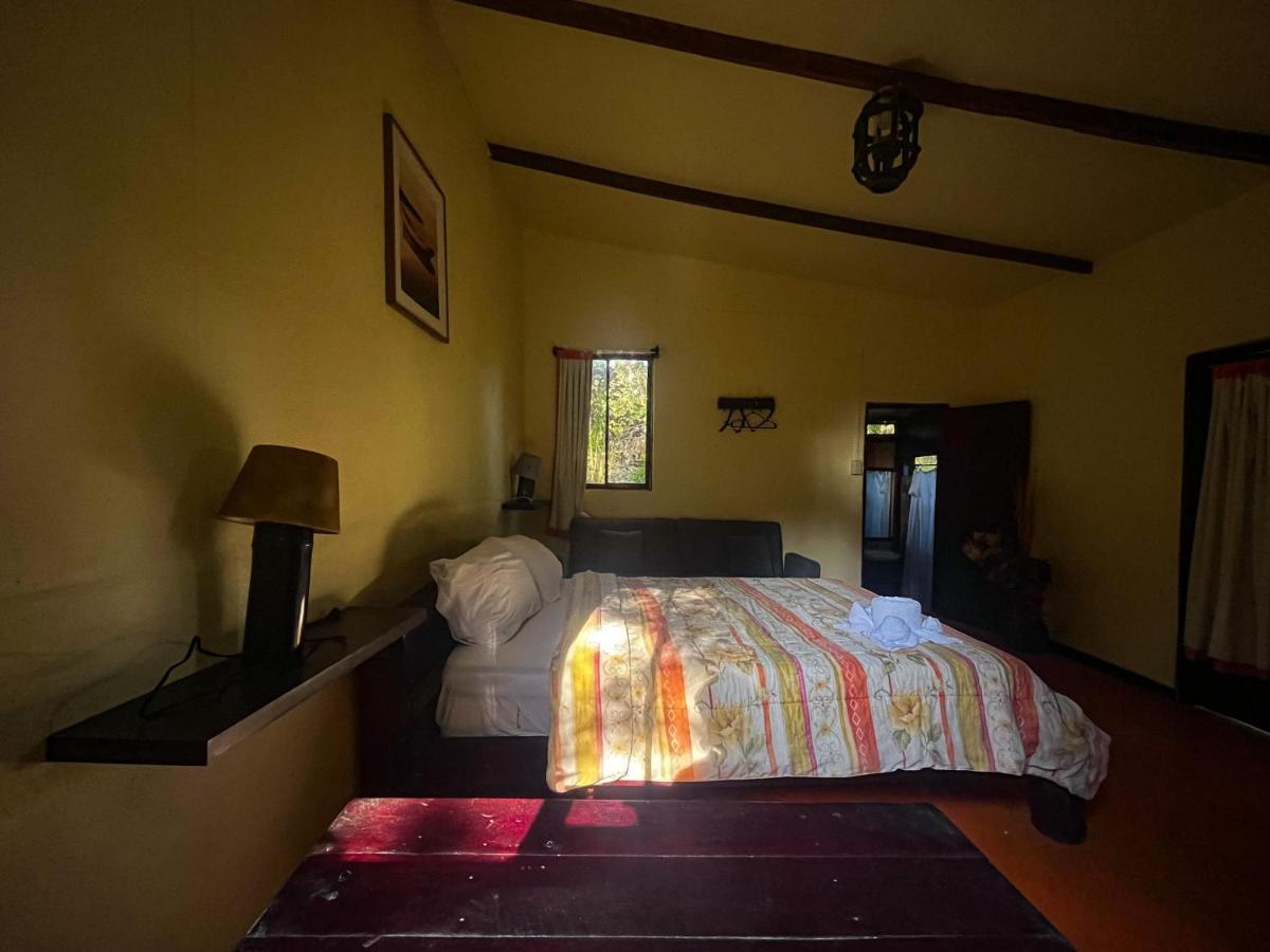 Princesa De La Luna Ecolodge ラ・フォルトゥナ エクステリア 写真